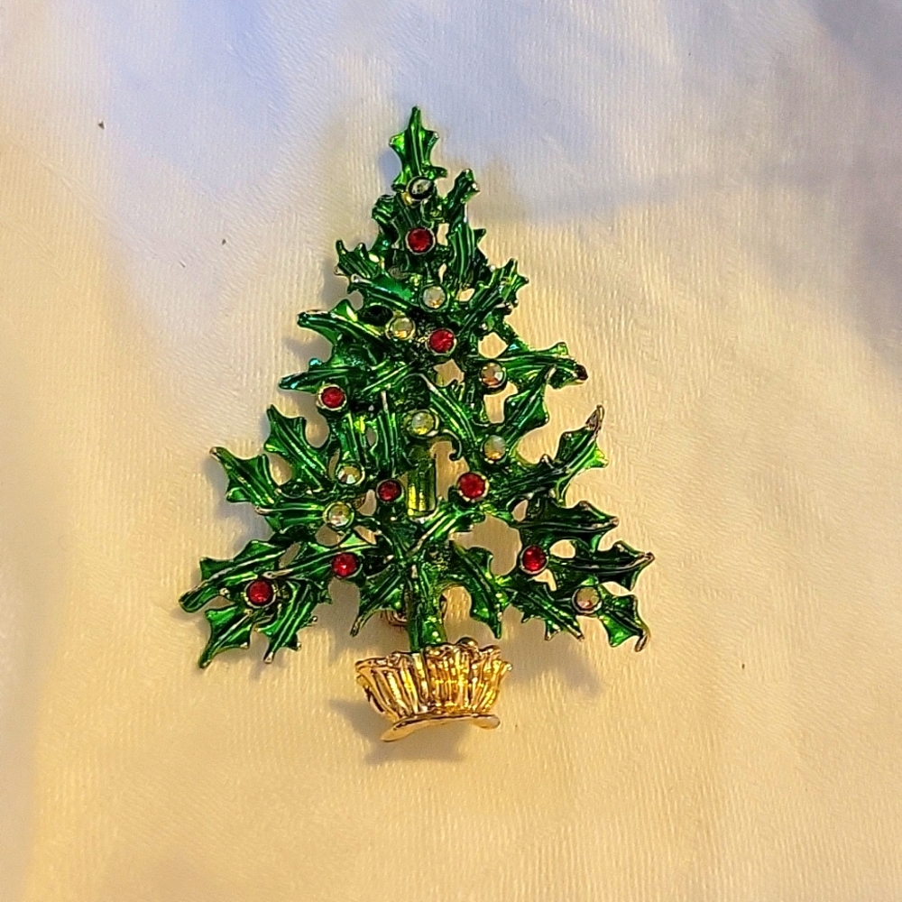Rhinestone Christmas Tree Pin/Brooch